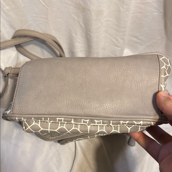 MultiSac Taupe Geometric Print Backpack - Picture 6 of 9